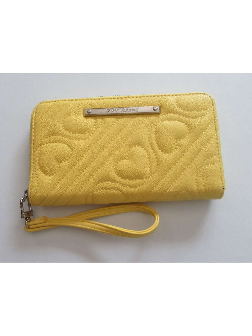 Betsey Johnson Quilted Puffy Hearts Zip Around Wallet Yellow NWT